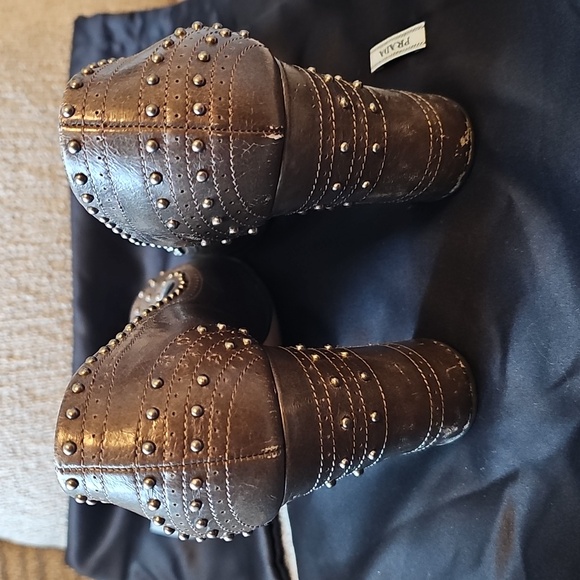 Prada Leather Studded Accents Pump size 39 - Picture 2 of 6